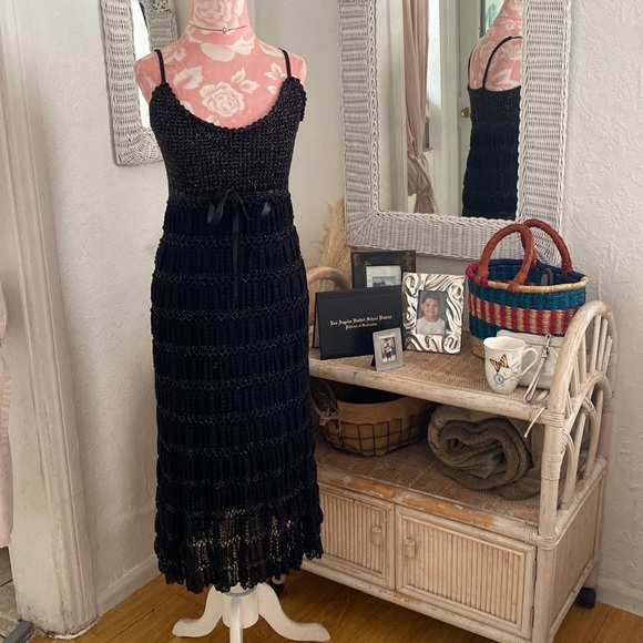 Welcome To My Closet 🤎 - Picture 3 of 16